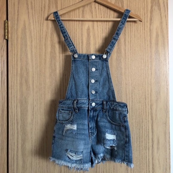 BRAND NAME CLOTHING BUNDLE (35 ITEMS) - Picture 14 of 16